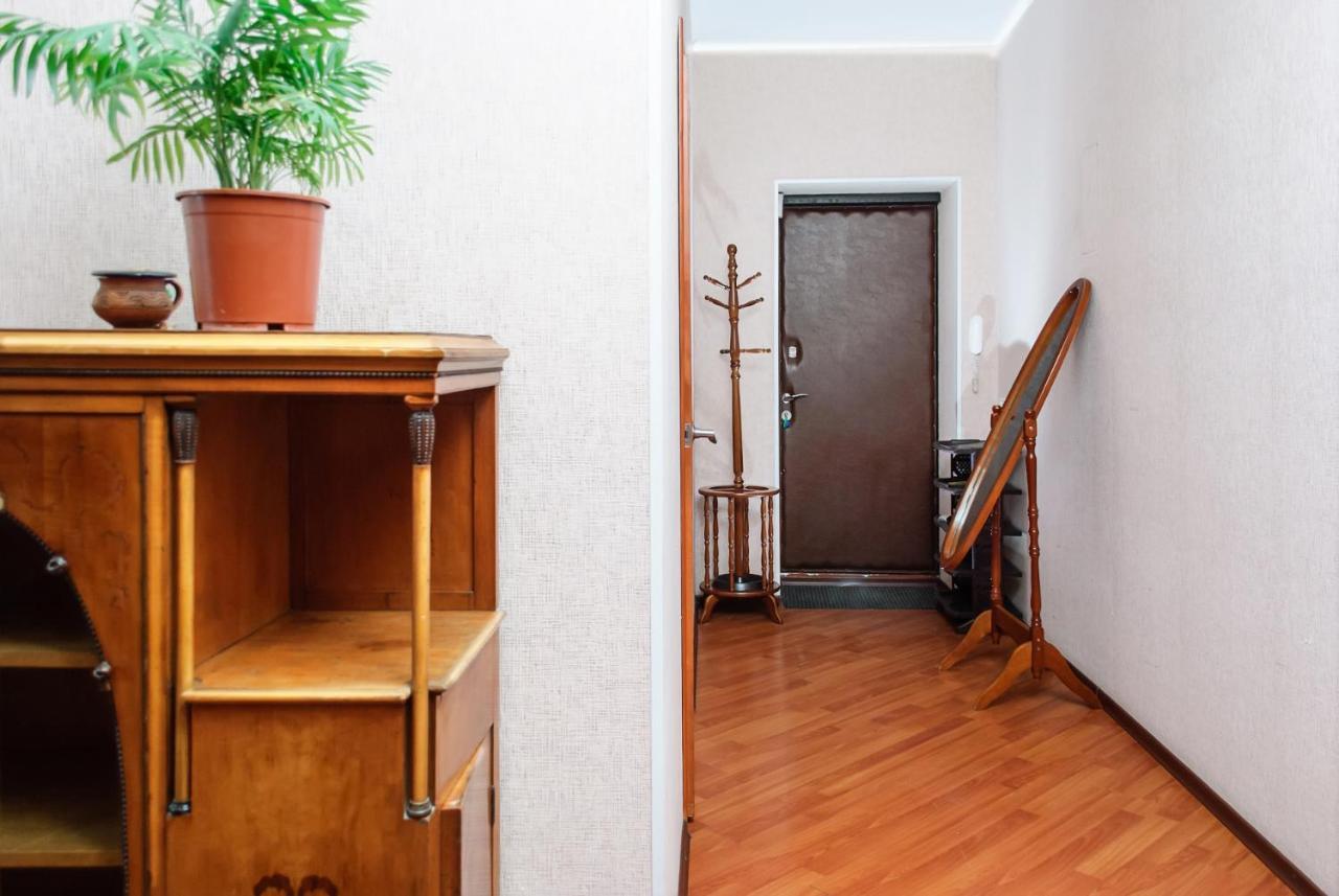 Apartments On Skovoroda Street Харков Екстериор снимка