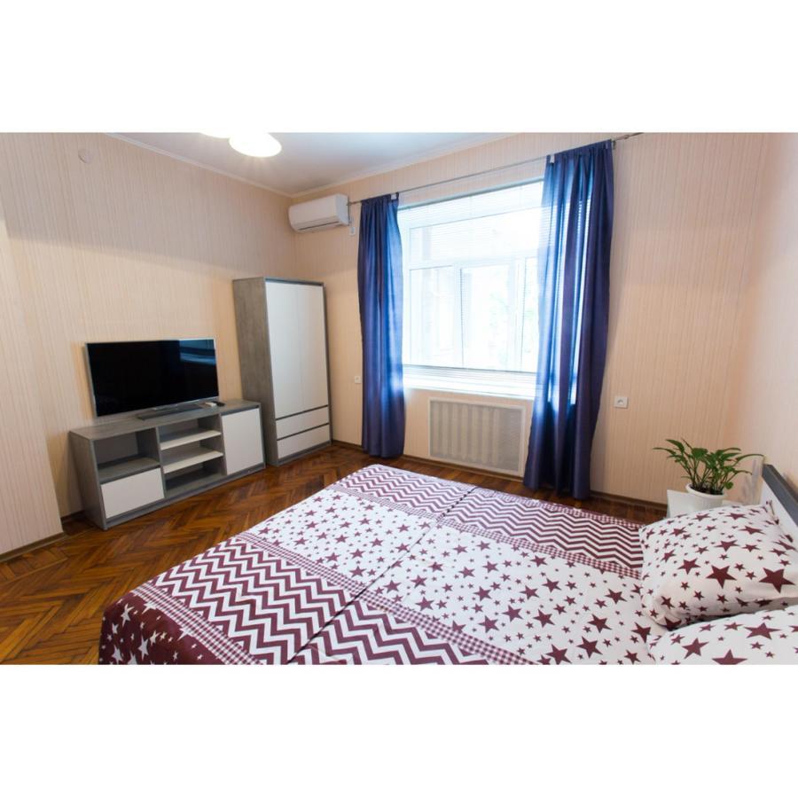 Apartments On Skovoroda Street Харков Екстериор снимка